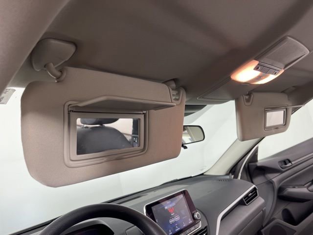 Used 2025 Nissan Altima 2.5 S image 33