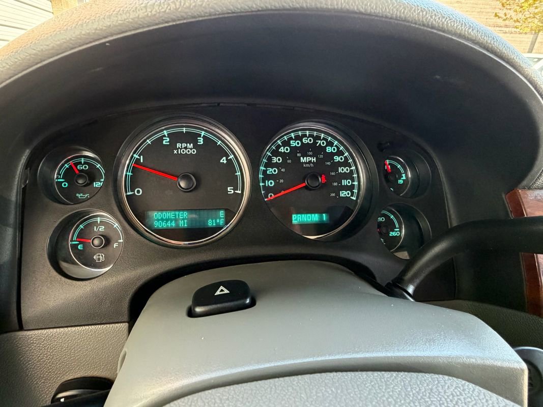 Used 2010 GMC Sierra 3500 SLT AWD/4WD image 24