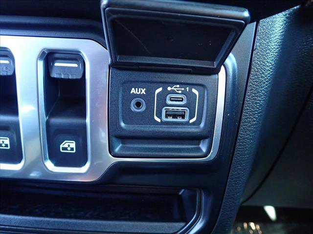 Used 2023 Jeep Wrangler Sport S image 18