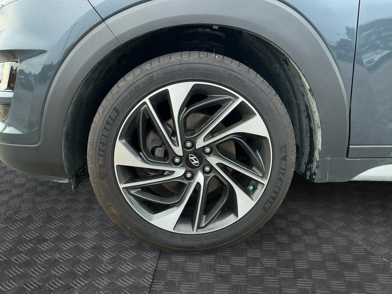 Used 2019 Hyundai Tucson Sport w/ Cargo Package AWD/4WD image 13