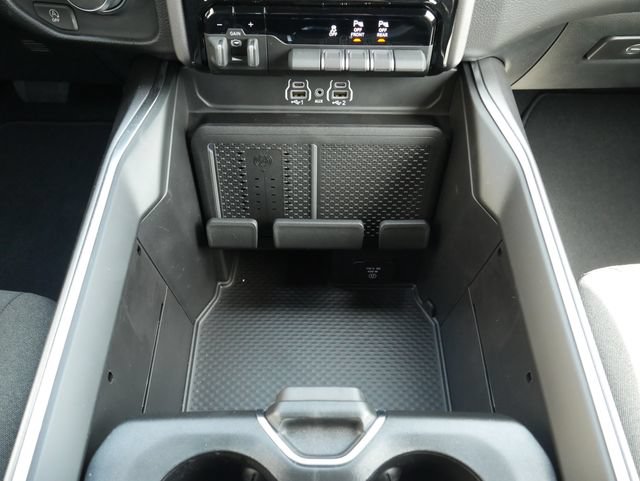 Used 2026 RAM 1500 Big Horn AWD/4WD image 25