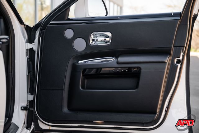 Used 2017 Rolls-Royce Ghost RWD image 93