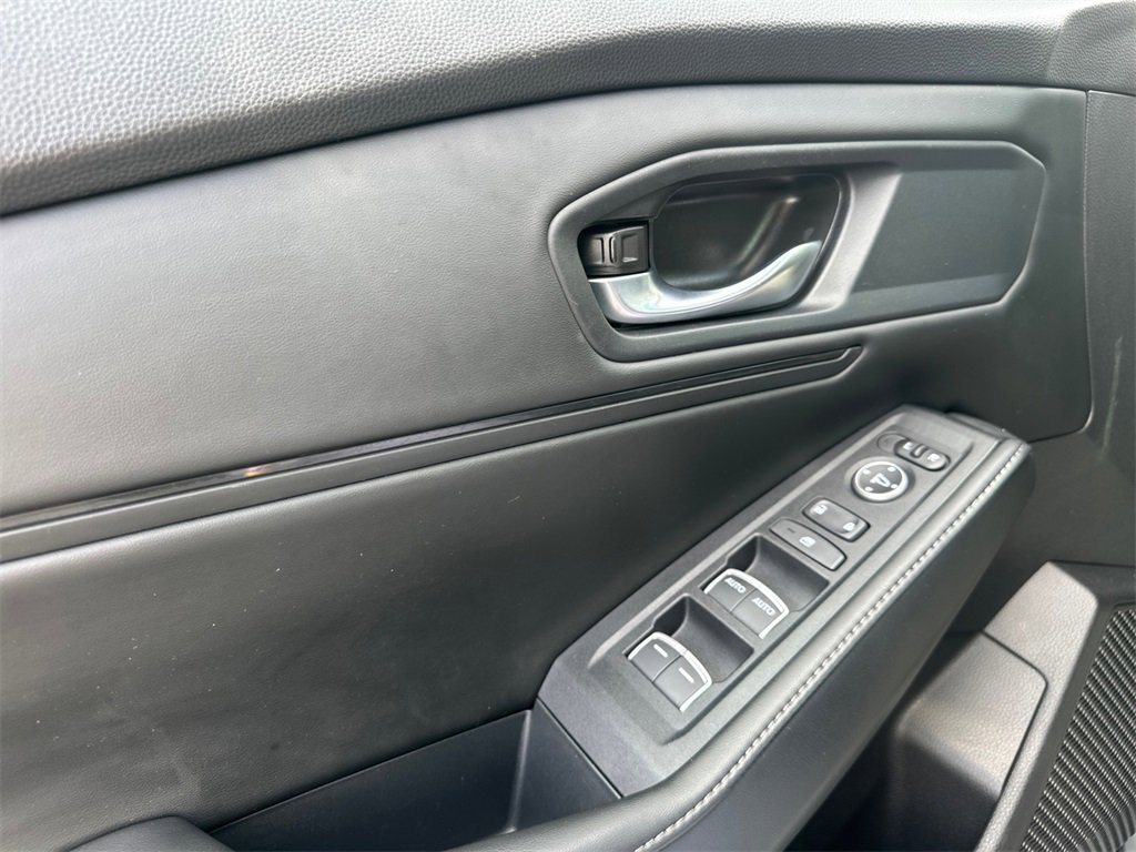 Used 2024 Honda Accord Sport image 32