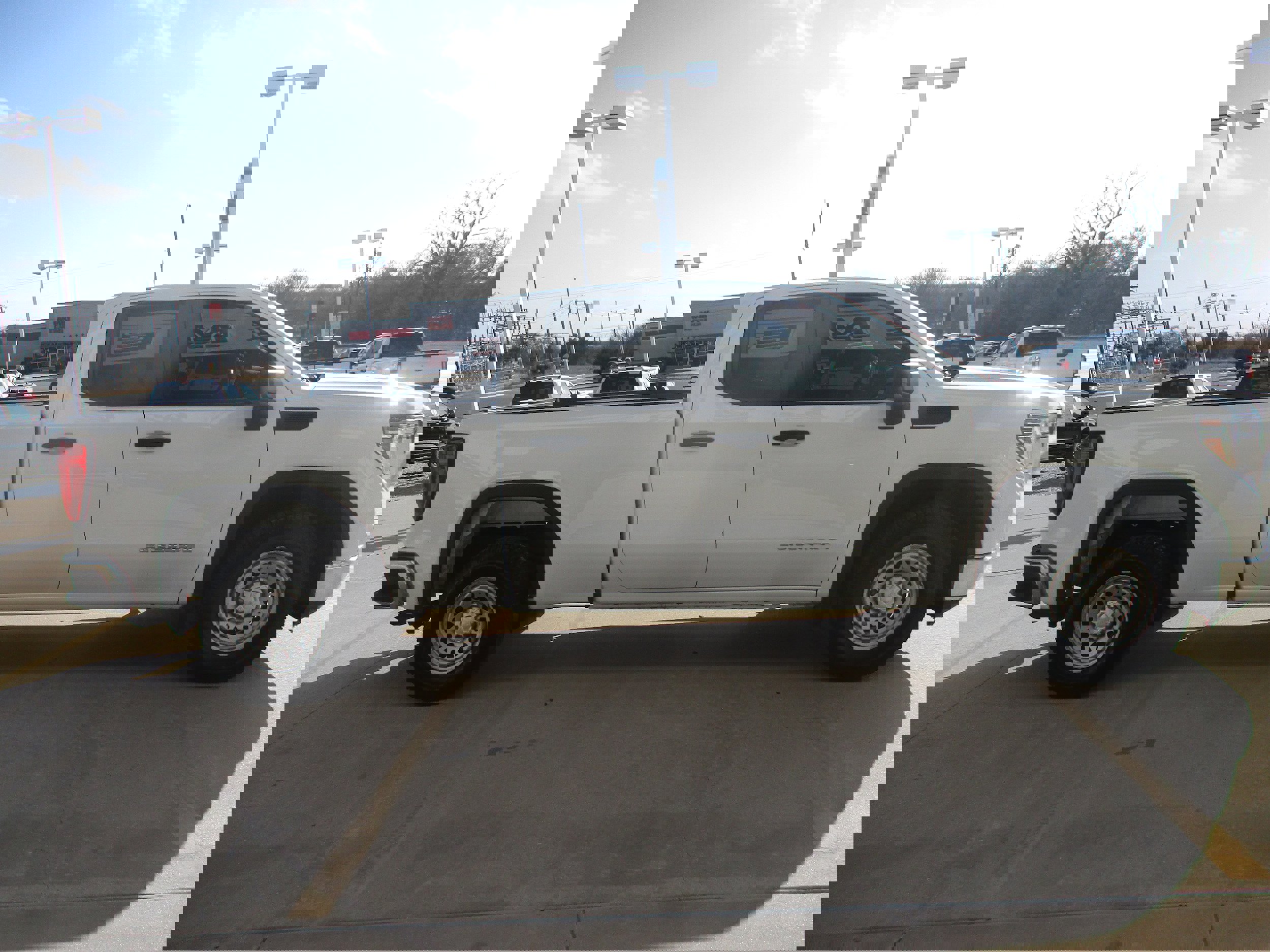 Used 2021 GMC Sierra 1500 2WD Double Cab w/ Sierra Value Package image 7