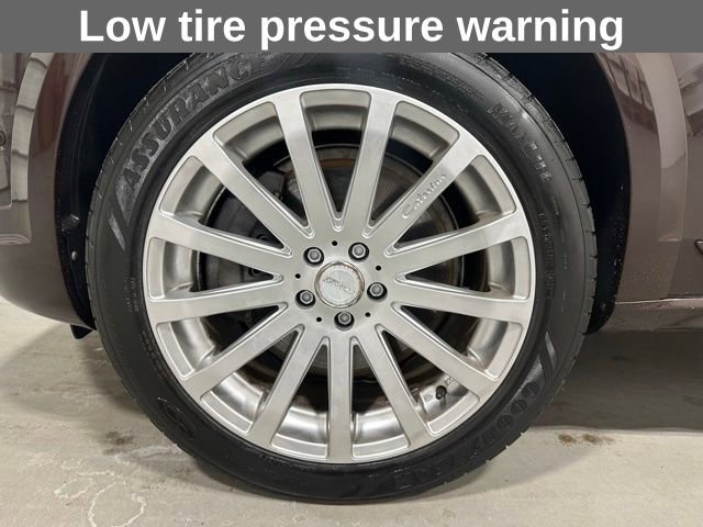 Used 2017 Volvo V90 T6 Cross Country image 24