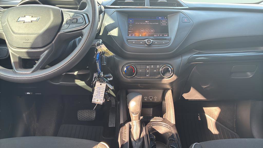 Used 2022 Chevrolet TrailBlazer LS FWD image 30