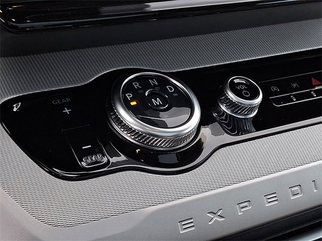 New 2025 Ford Expedition Max Active image 10
