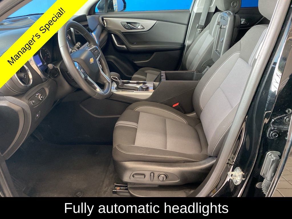 Used 2025 Chevrolet Blazer LT AWD/4WD image 20
