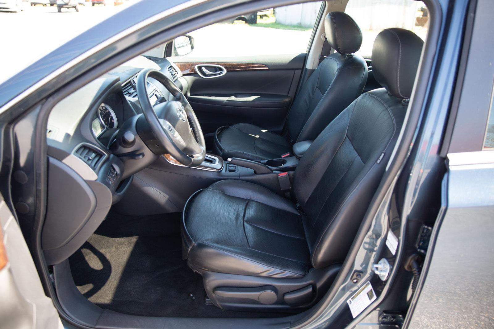 Used 2014 Nissan Sentra SL w/ Premium Package image 20