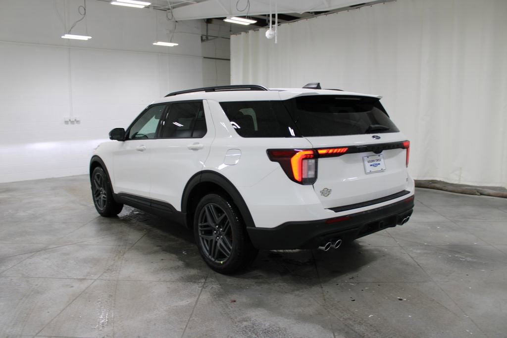 New 2026 Ford Explorer ST w/ Sun And Sound Package image 6