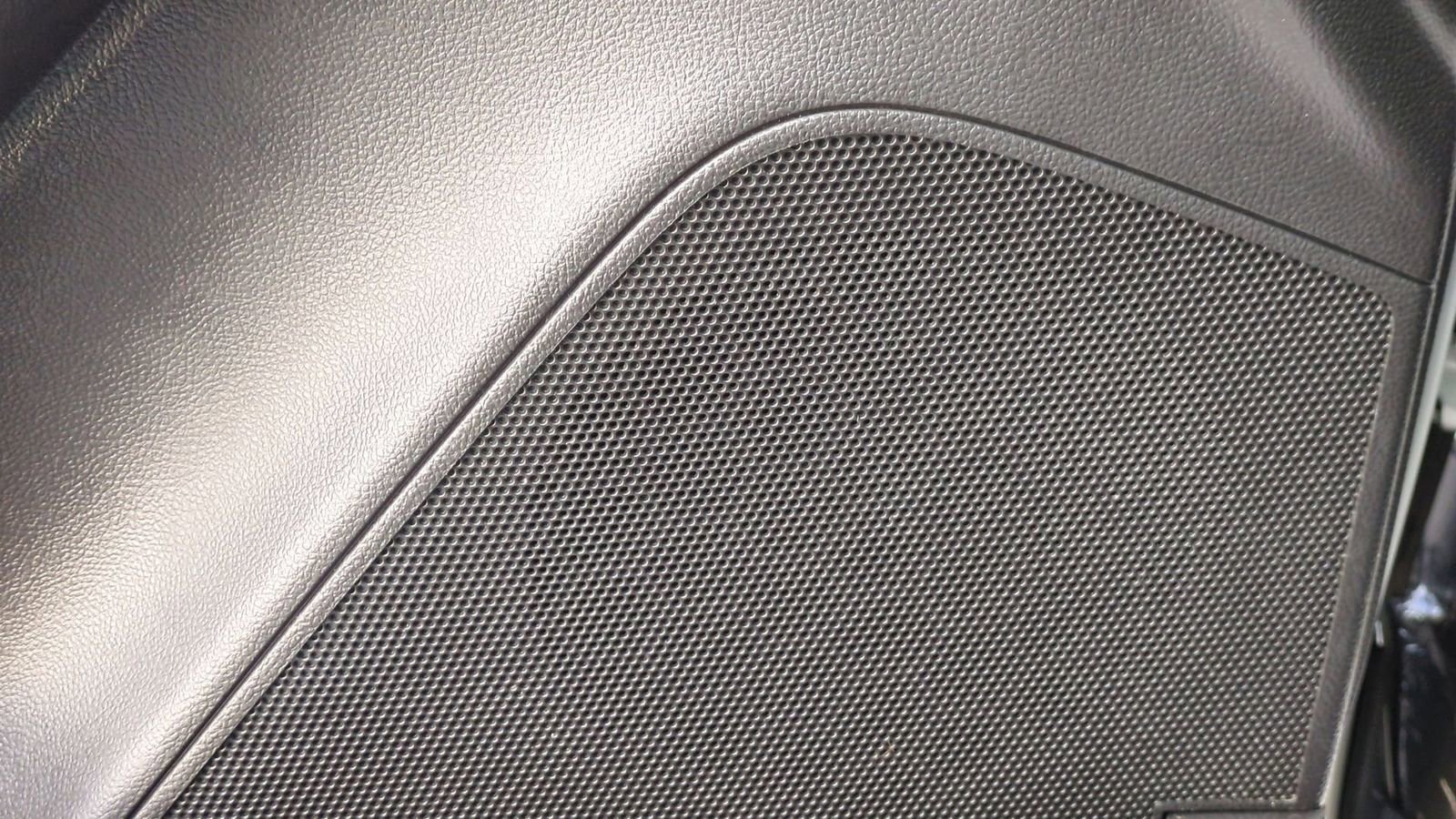 Used 2018 Buick Encore Sport Touring w/ Safety Package image 33