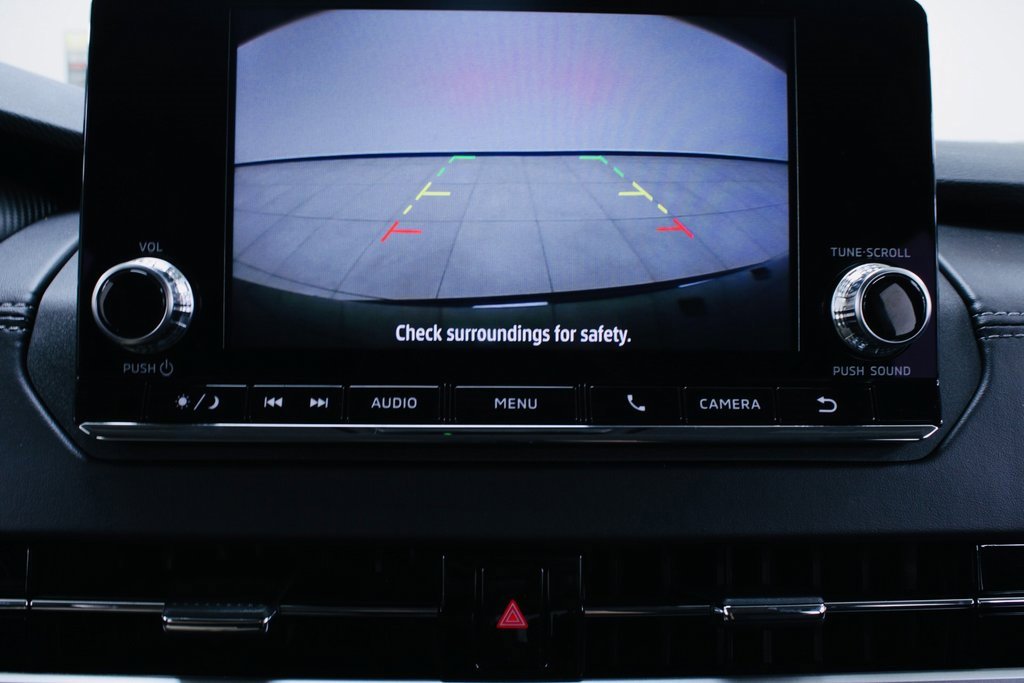 Used 2024 Mitsubishi Outlander ES image 15