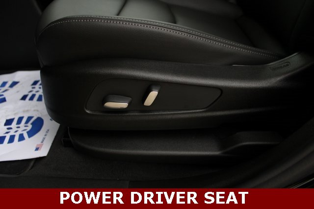 New 2025 Cadillac XT6 Luxury image 15