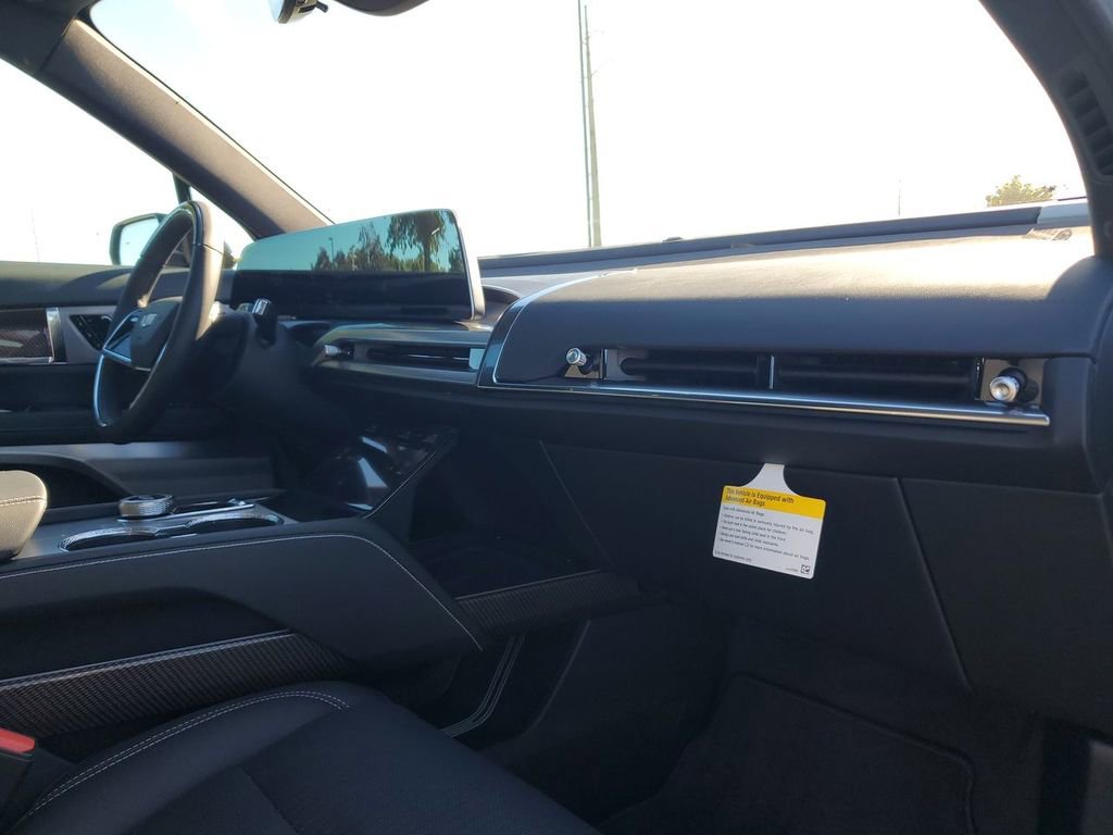 New 2026 Cadillac Vistiq Luxury image 29