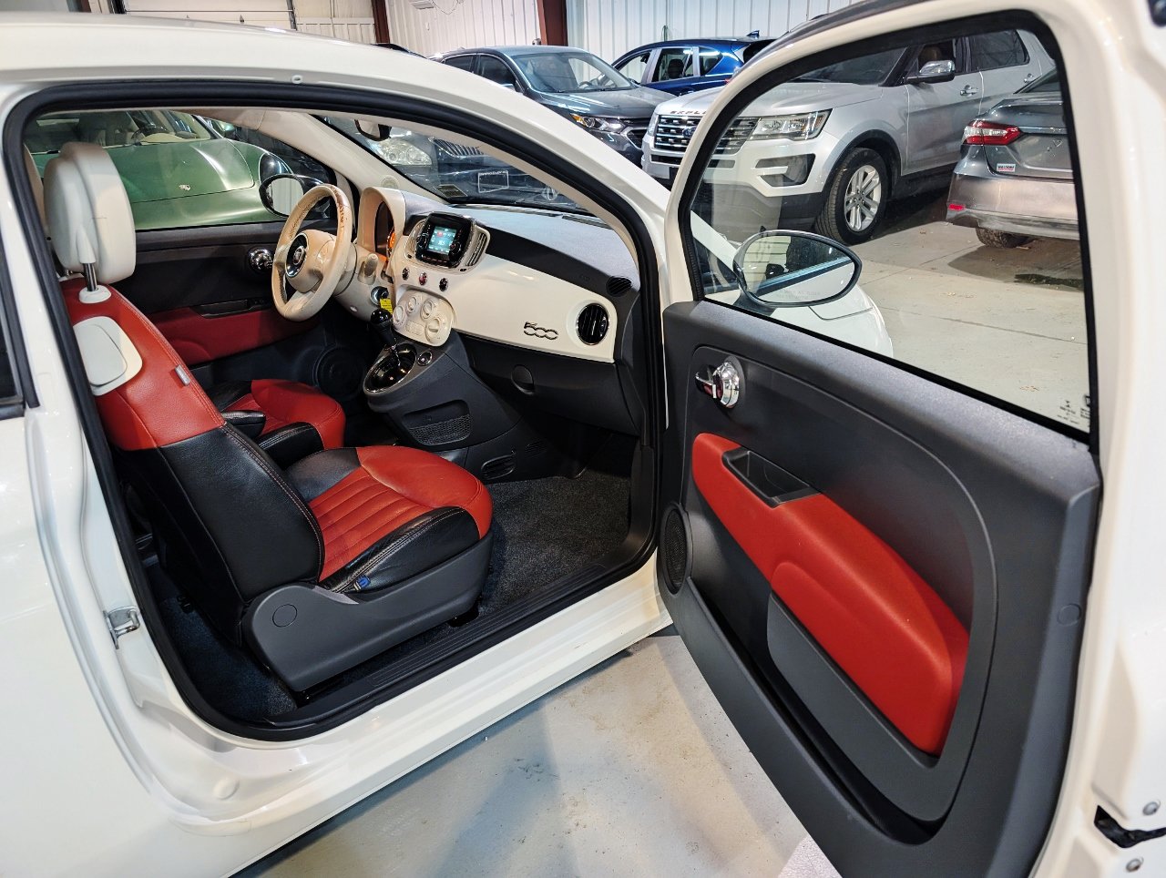 Used 2016 FIAT 500 Pop w/ Italia Package FWD image 20