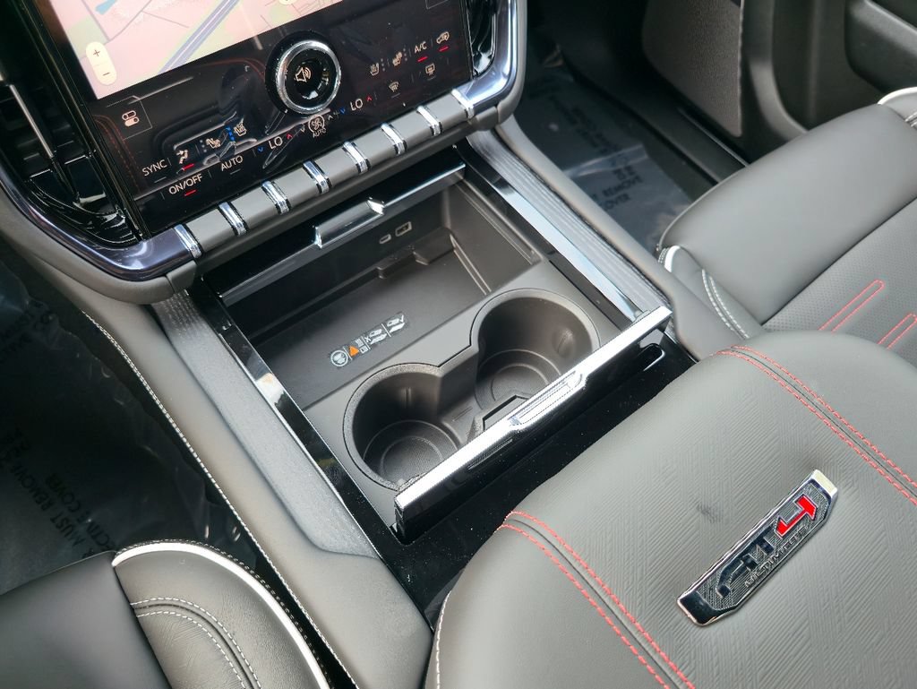 New 2026 GMC Yukon XL AT4 Ultimate AWD/4WD image 17