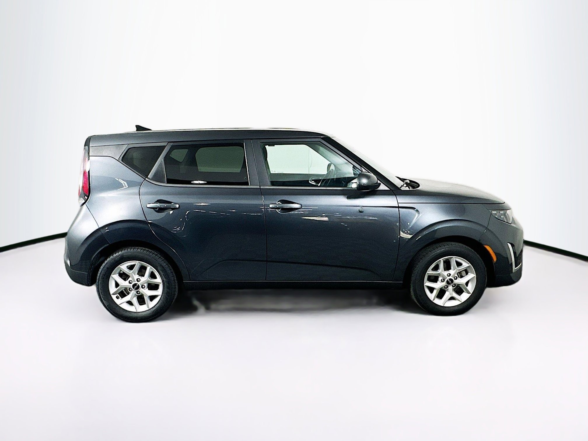 Used 2023 Kia Soul LX w/ Option Group 015 image 10