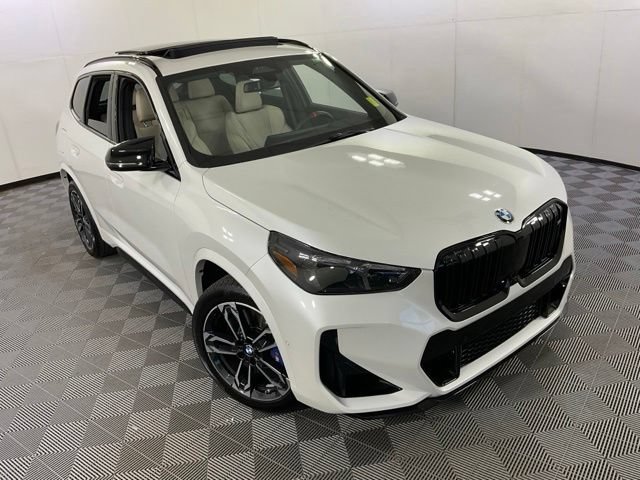 Certified 2025 BMW X1 M35i w/ Premium Package AWD/4WD image 41
