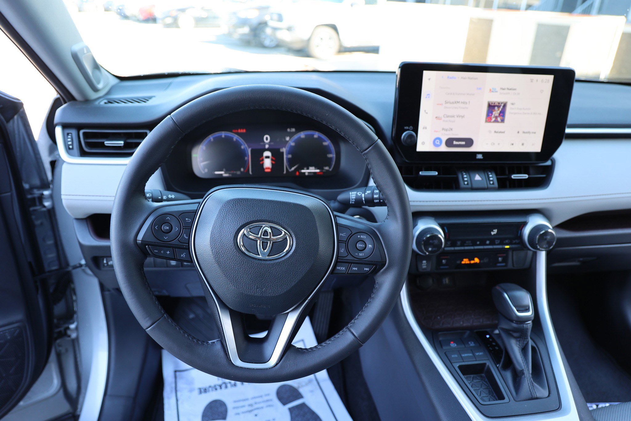 Used 2023 Toyota RAV4 Limited image 35
