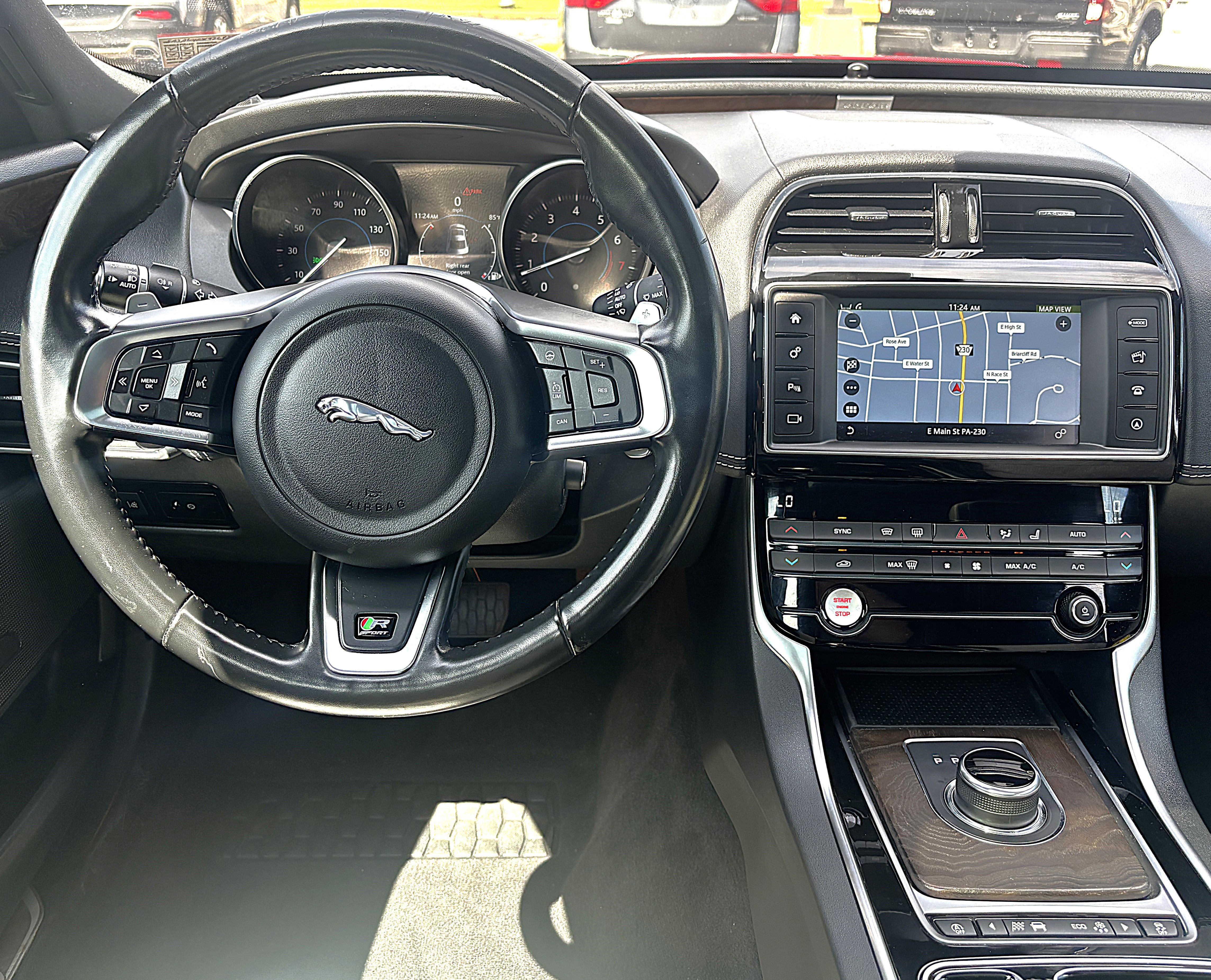 Used 2018 Jaguar XE R-Sport image 10