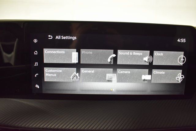 Certified 2025 Nissan Kicks SR image 20