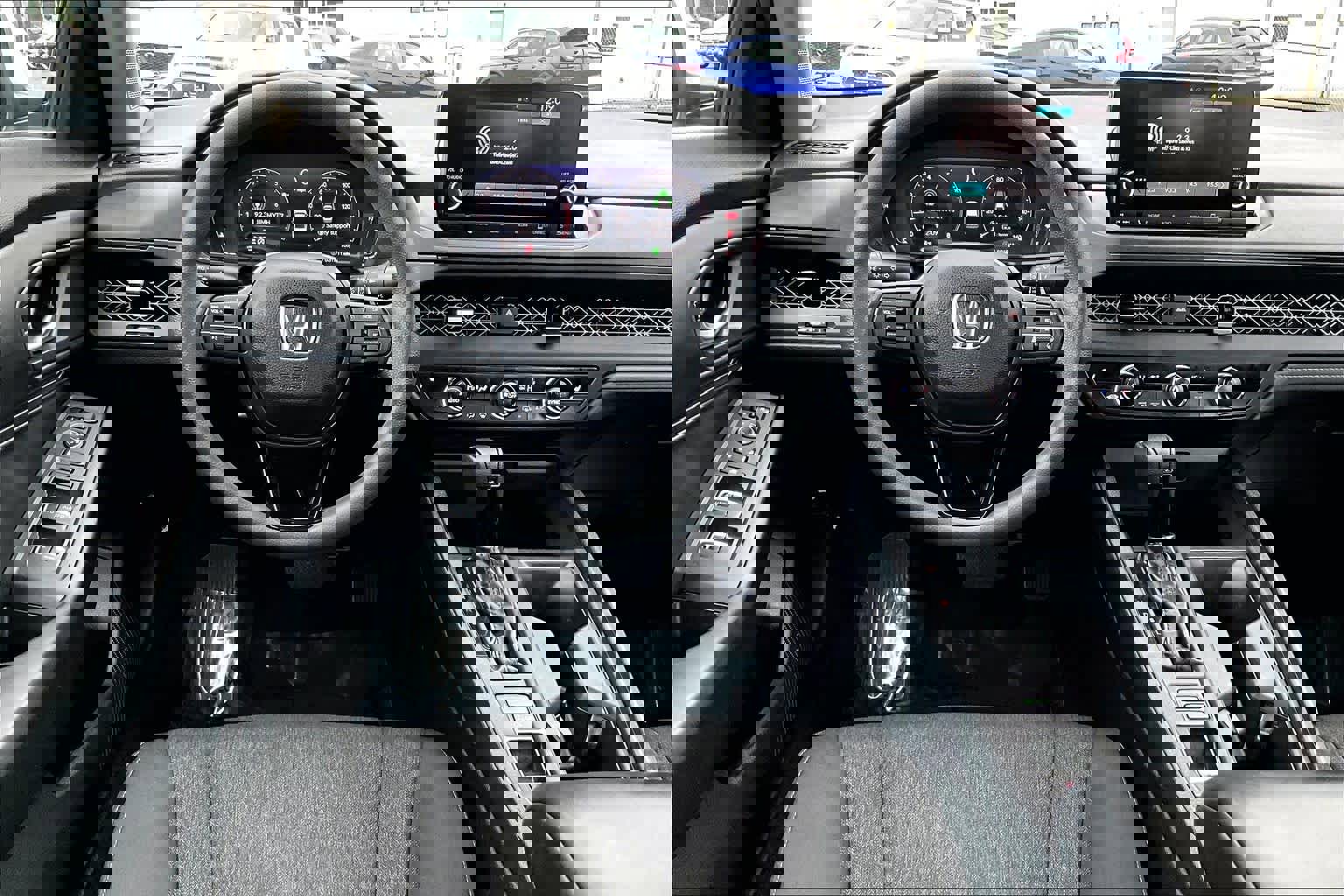 Used 2023 Honda Accord EX image 5