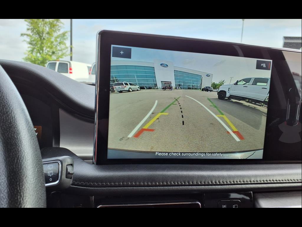 Used 2022 Lincoln Nautilus AWD w/ Premium Package image 21