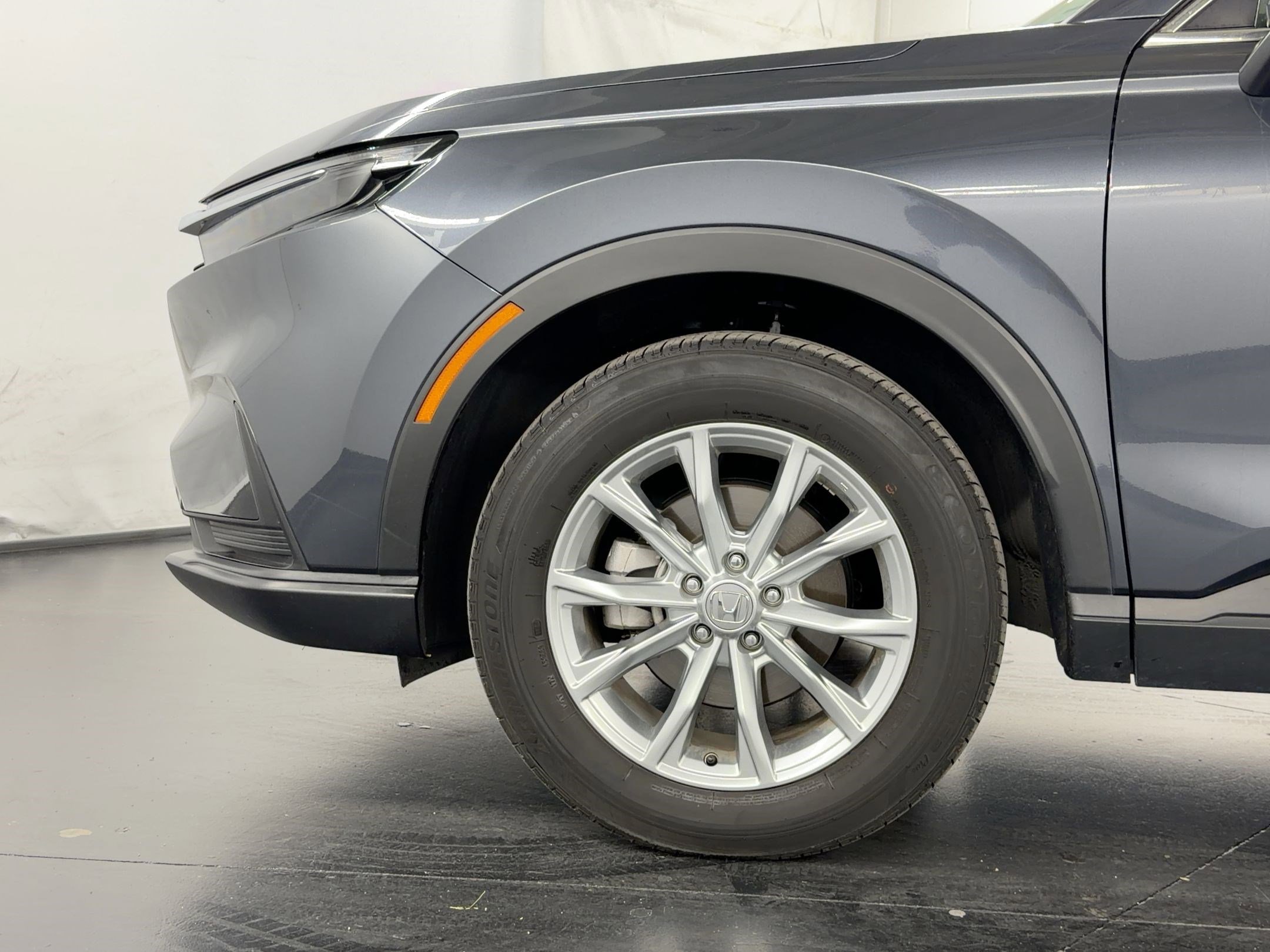 Used 2025 Honda CR-V EX image 31