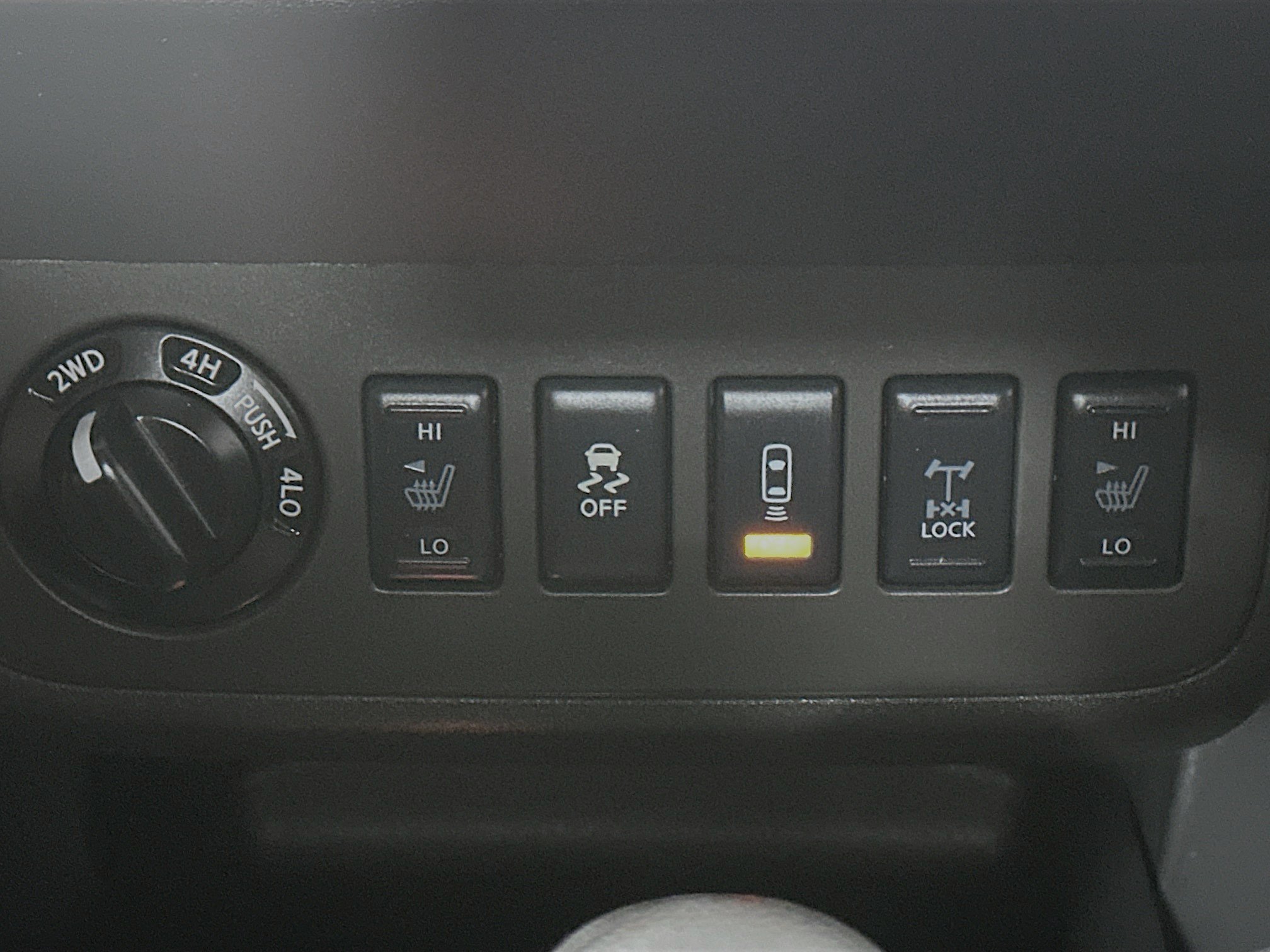 Used 2021 Nissan Frontier PRO-4X w/ Pro-4x Utility Package AWD/4WD image 20
