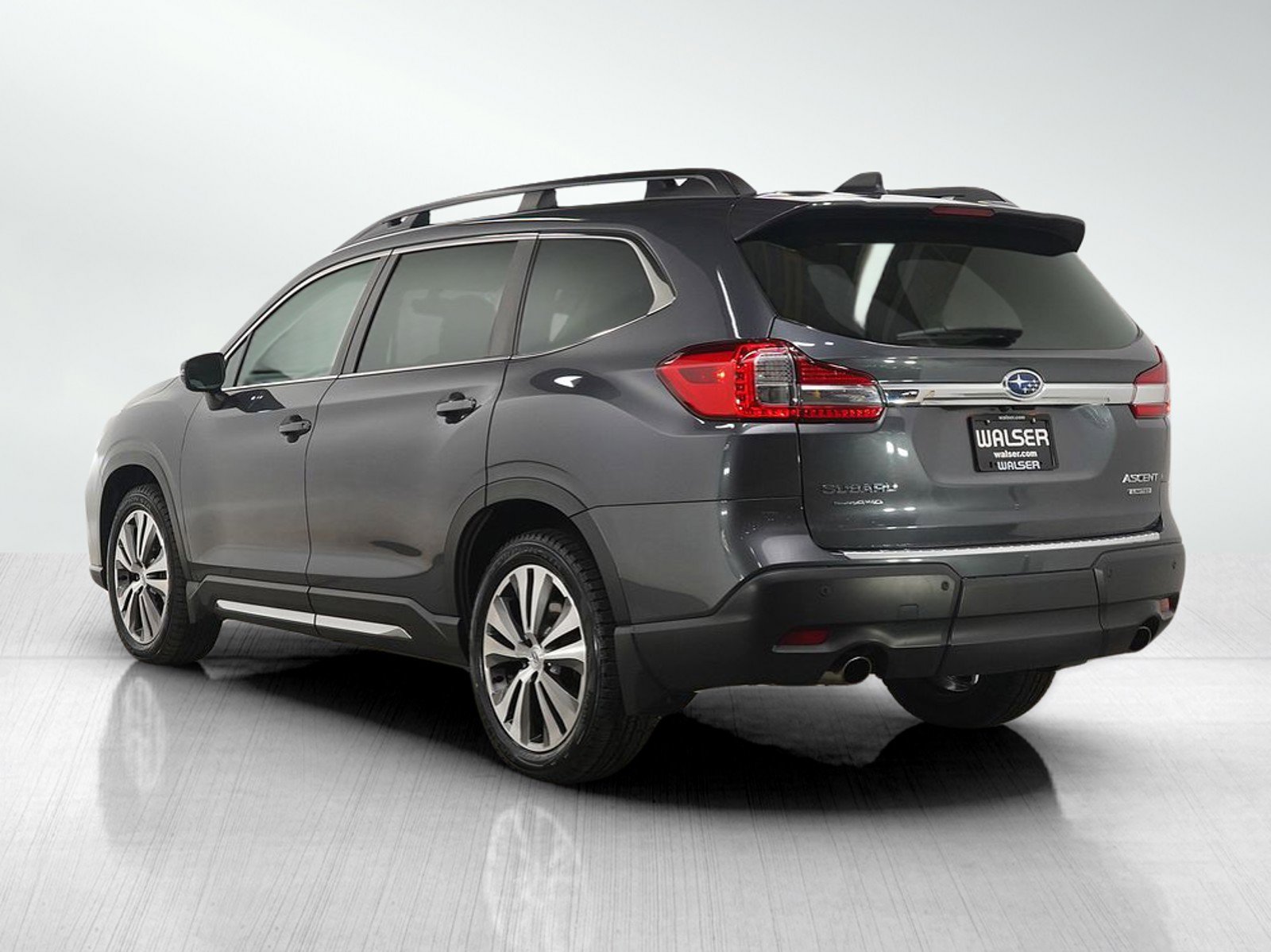 Used 2021 Subaru Ascent Limited w/ Technology Package image 4
