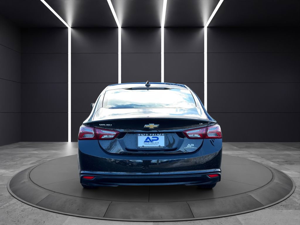 Used 2022 Chevrolet Malibu LT image 5