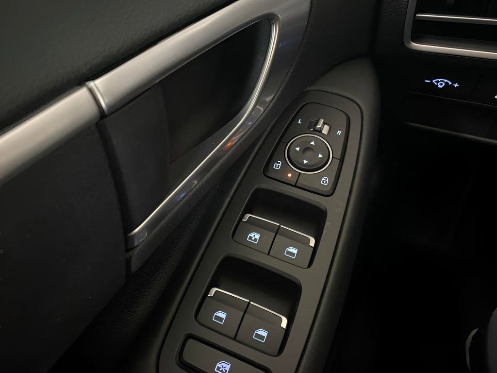 Certified 2025 Hyundai Sonata SE FWD image 19