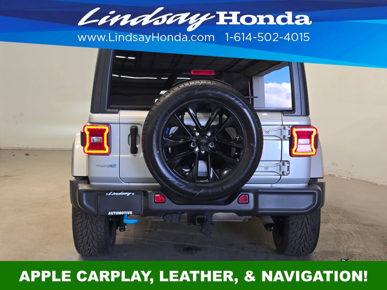 Used 2023 Jeep Wrangler Unlimited Sahara image 6