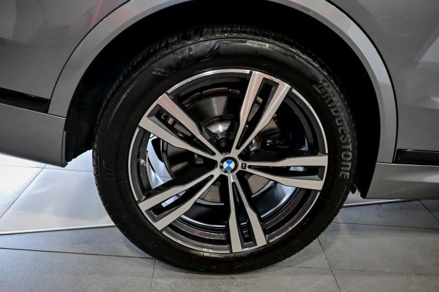 Used 2024 BMW X7 xDrive40i w/ M Sport Package image 45