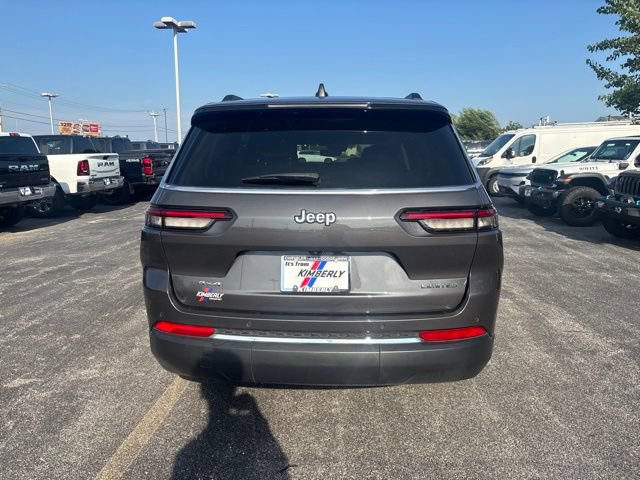 Used 2023 Jeep Grand Cherokee L Limited w/ Trailer Tow Group (B) AWD/4WD image 11