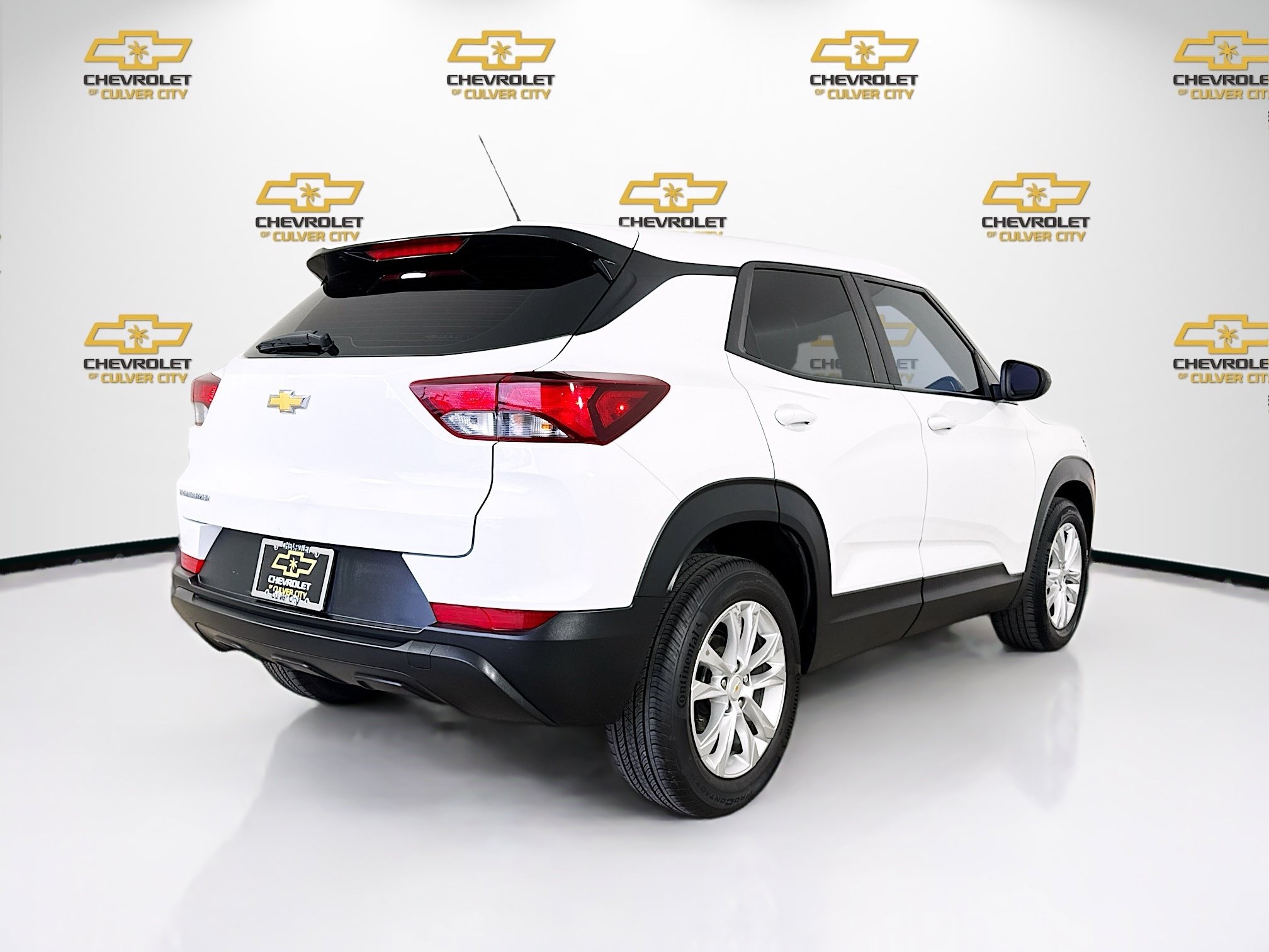 Used 2023 Chevrolet TrailBlazer LS FWD image 8