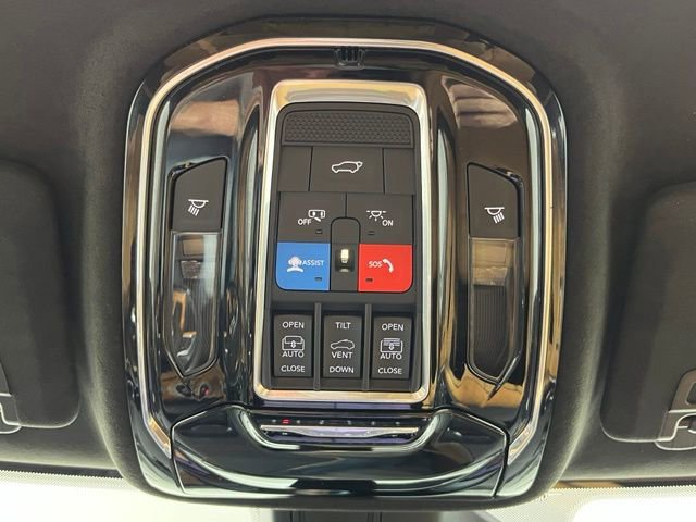 Used 2024 Jeep Grand Cherokee L Summit AWD/4WD image 21