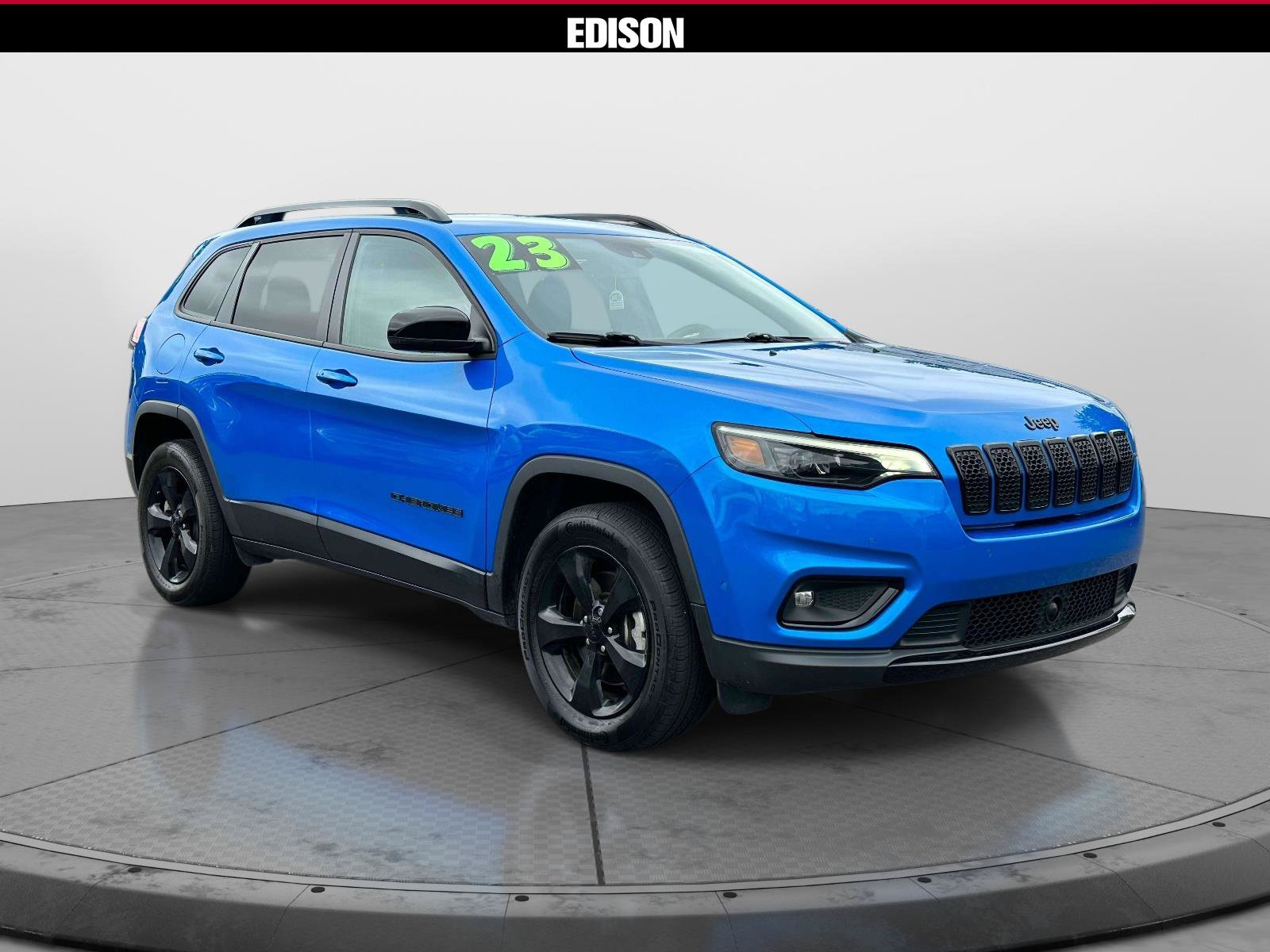 Used 2023 Jeep Cherokee Altitude Lux