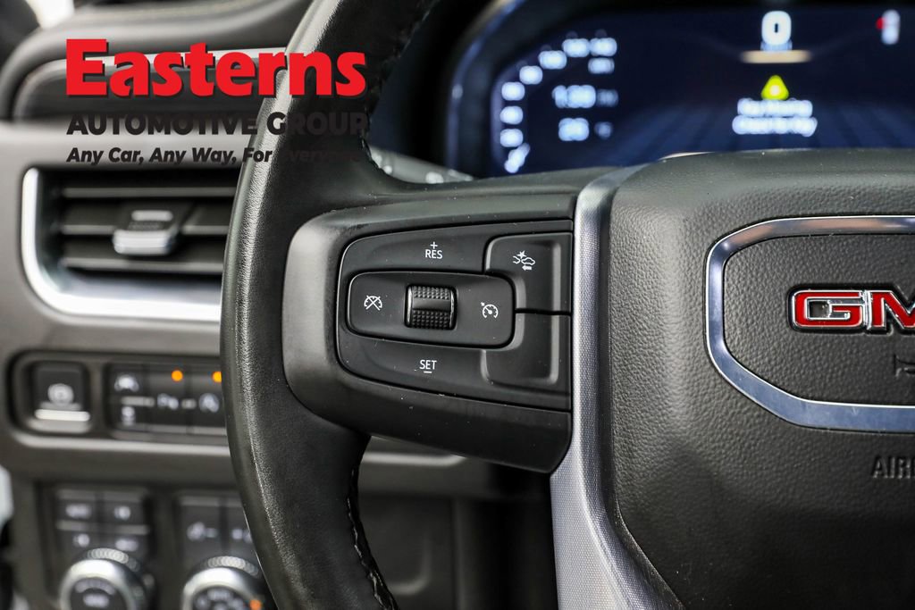 Used 2024 GMC Yukon XL SLT image 15