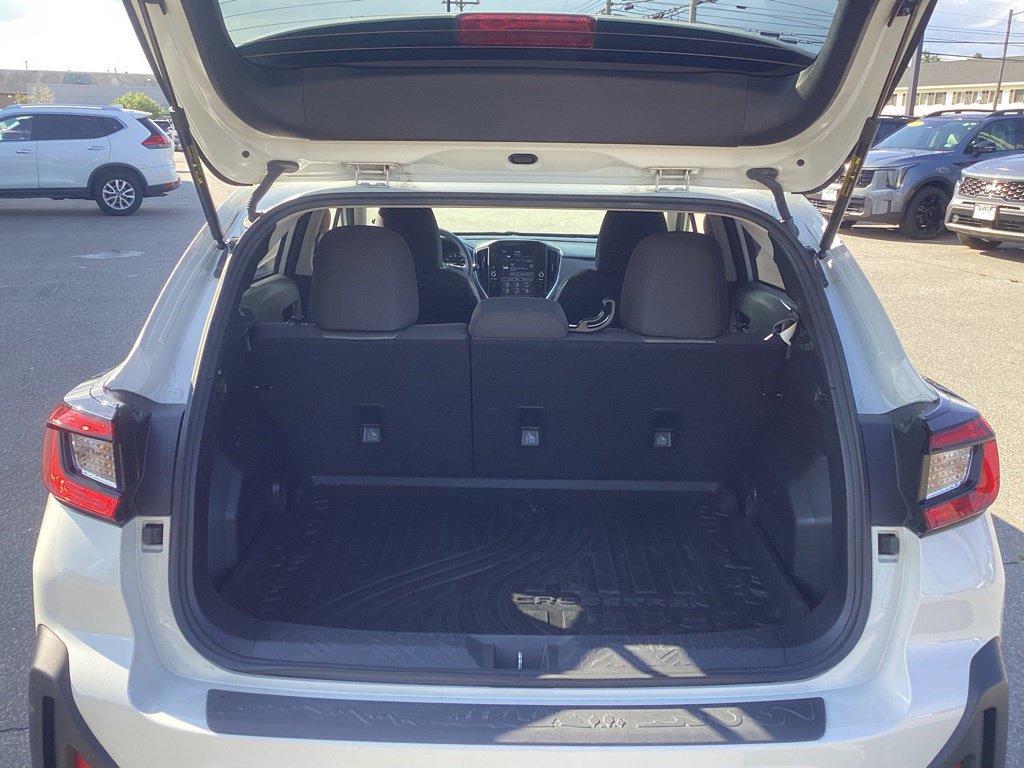 Used 2024 Subaru Crosstrek 2.0i Premium AWD/4WD image 8