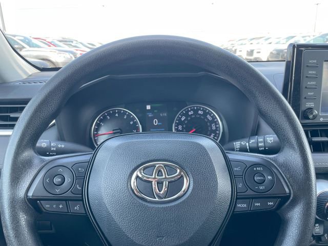 Used 2022 Toyota RAV4 XLE image 24