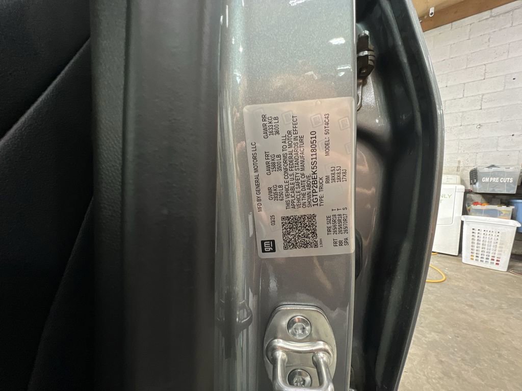 New 2025 GMC Canyon Elevation w/ Convenience Package image 35