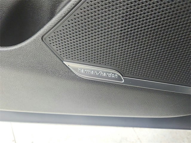 Used 2025 Kia Sportage SX image 35