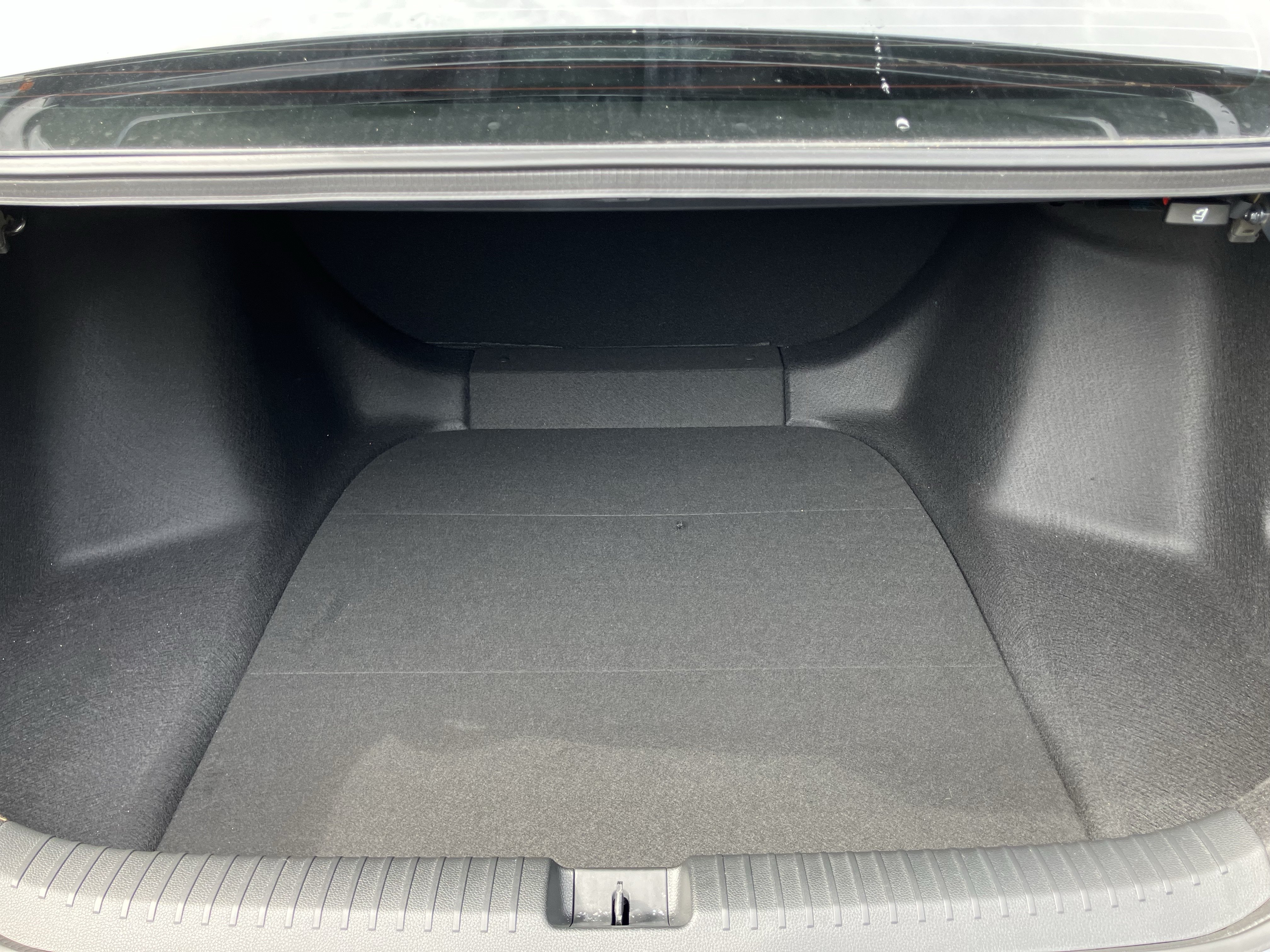 Used 2025 Honda Accord LX image 33