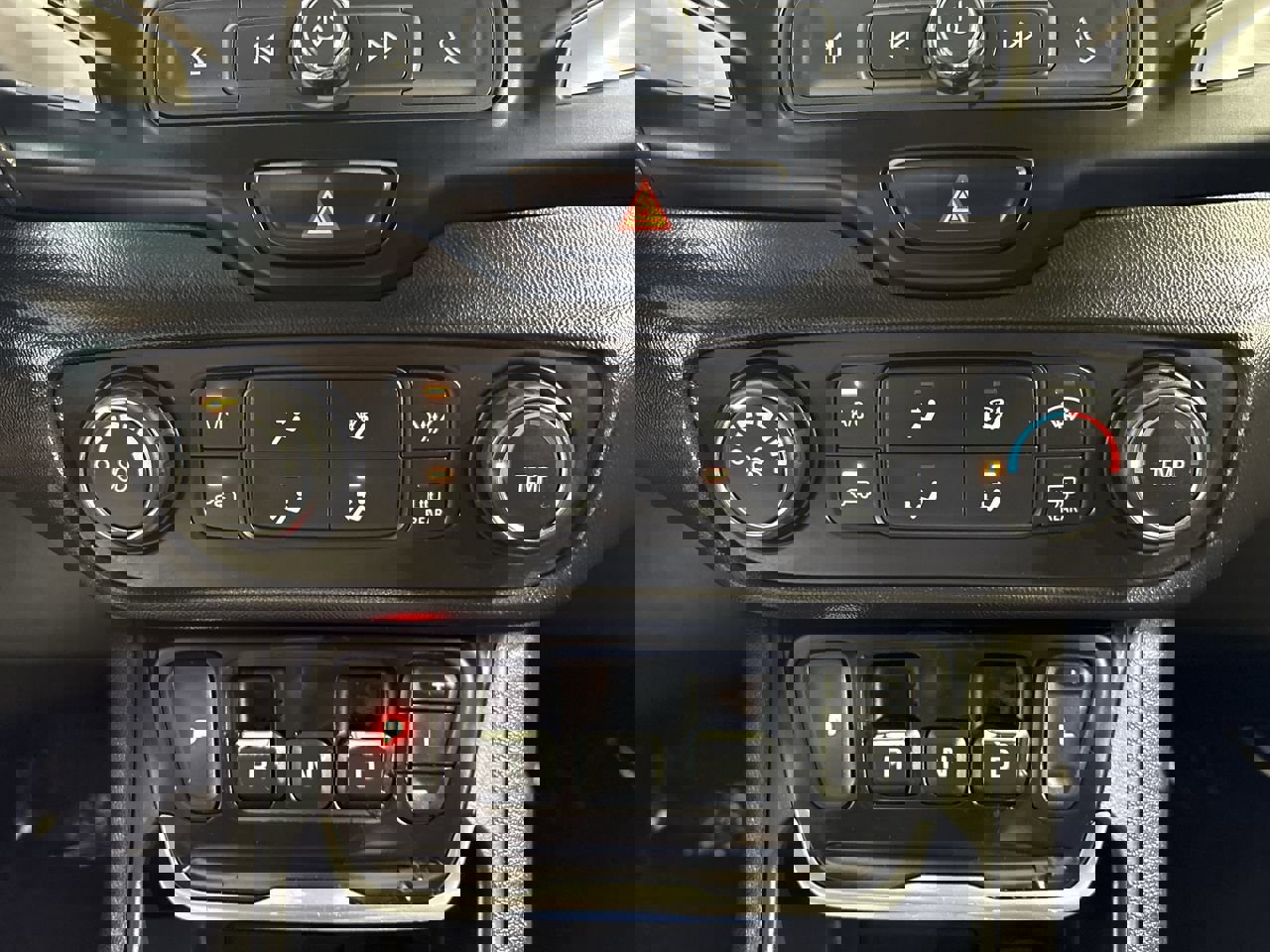 Used 2020 GMC Terrain SLE image 19