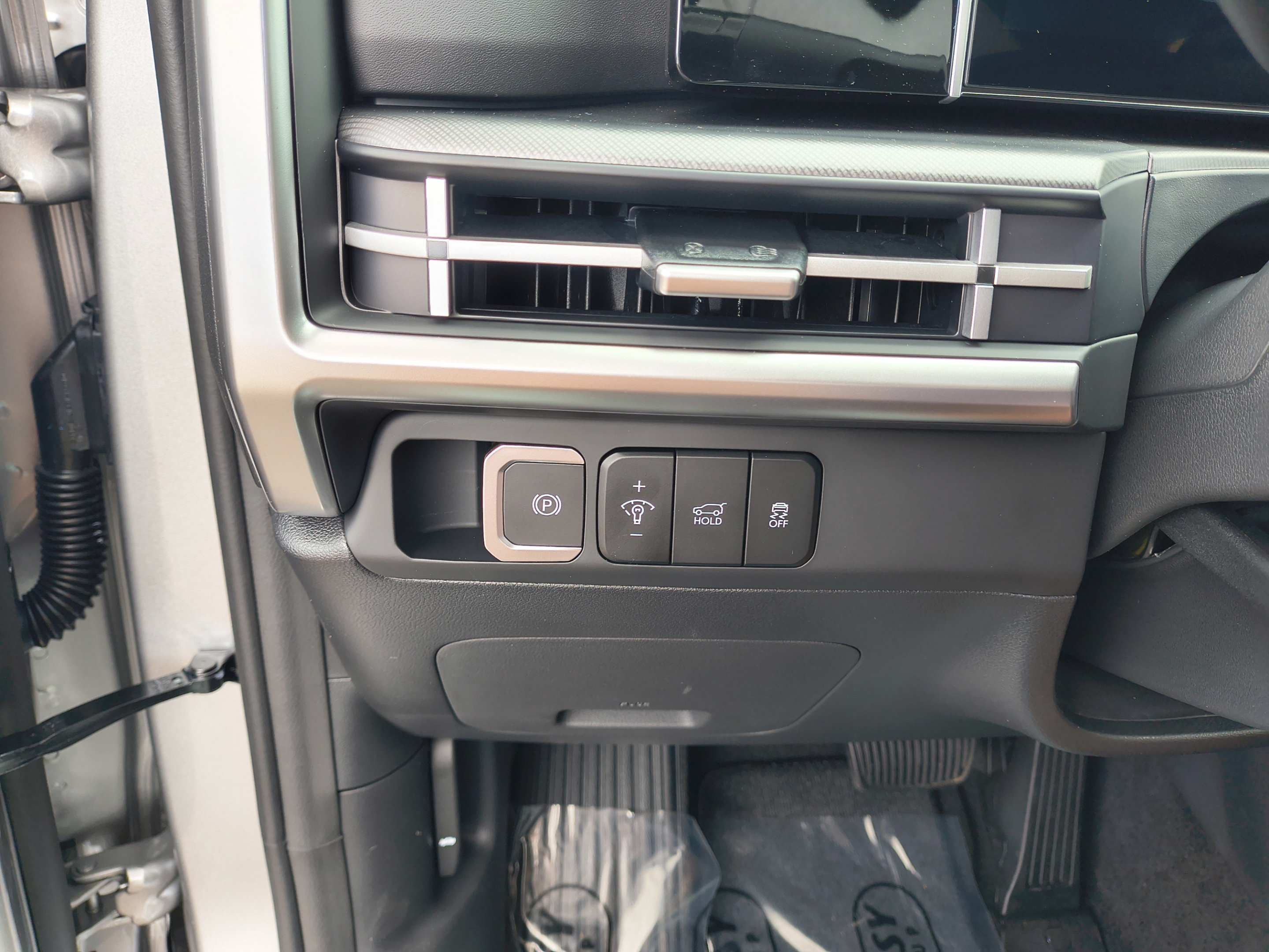 New 2027 Hyundai Santa Fe SEL FWD image 28