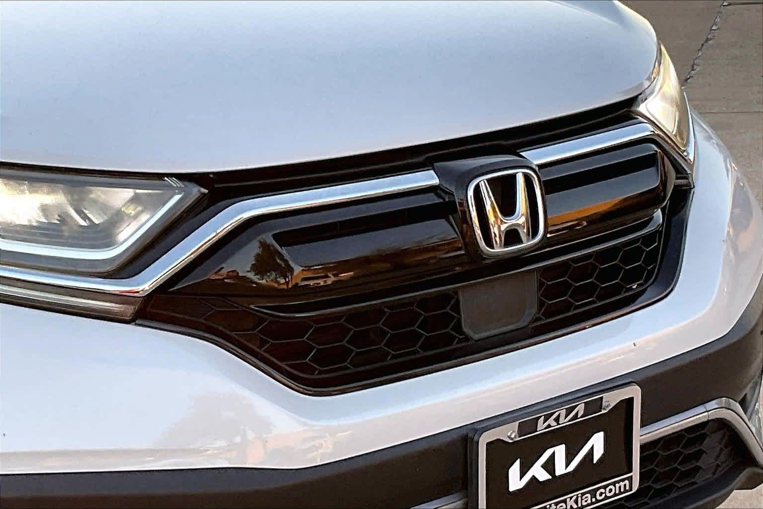 Used 2020 Honda CR-V Touring image 32
