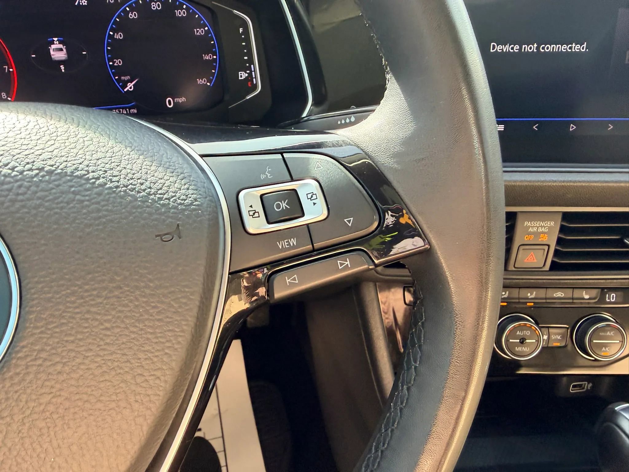 Used 2020 Volkswagen Jetta SEL image 13