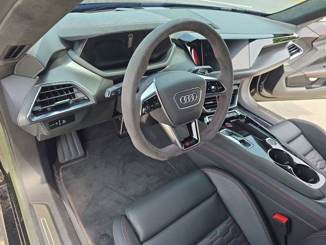 Used 2022 Audi RS e-tron GT image 15