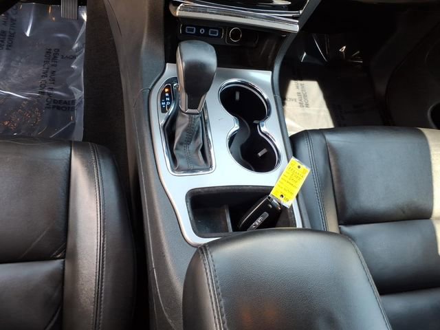 Used 2022 Jeep Grand Cherokee Limited RWD image 16